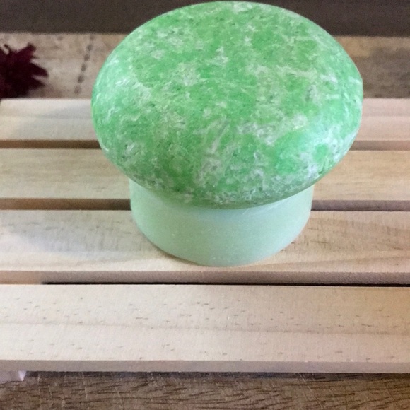 MELLOW MELON - Shampoo Bar and Conditioner Bar Bundle - Picture 5 of 9